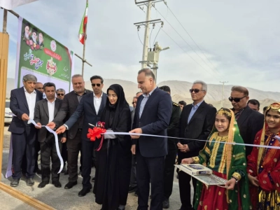 با حضور معاون وزیر جهاد کشاورزی  نخستین واحد پرورش مرغ تخم‌گذار ۱۲۰ هزار قطعه‌ای هرمزگان در شهرستان بستک به بهره برداری رسید