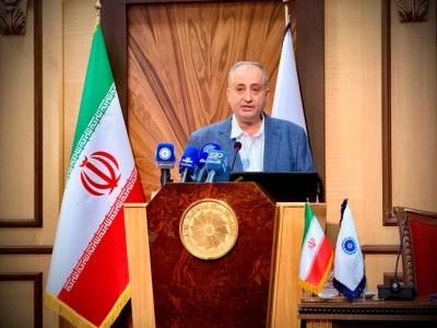 رئیس اتاق بازرگانی هرمزگان در سی‌وچهارمین نشست هیأت نمایندگان اتاق ایران؛ جنوب، چشم‌انتظار ترحم نیست؛ چشم‌انتظار تصمیم است