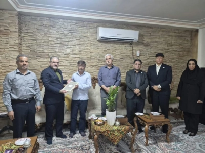 تجلیل از ایثارگران؛ دیدار مدیر منطقه ۶ عملیات انتقال گاز با آزاده سرافراز، آقای اسحق طاهری در سالروز بازگشت آزادگان