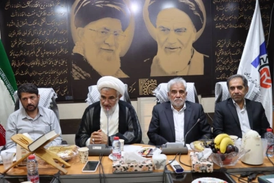 نماینده ولی فقیه در هرمزگان: مبارزه با قاچاق نباید به ناامنی و اضطراب برای کسبه منجر شود